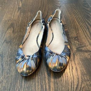 Elizabeth and James Flats